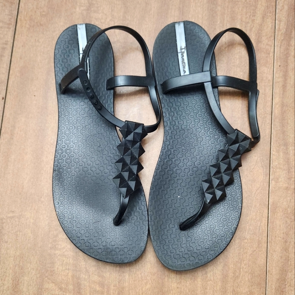 Ipanema Sandals